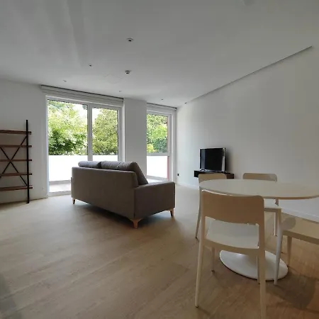 Apartamento Moderno Y Unico Con Parking F30 *