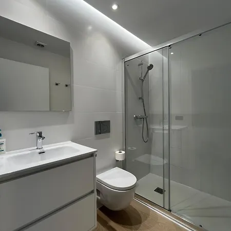 Апартаменты Pillotegi Parking Gratuito *